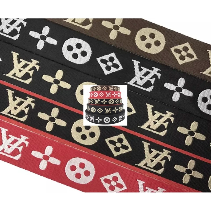 Настроенный логотип из тканей Jacquard Strap Webbing в черном цвете для 38 мм нейлонового плечевого ремня